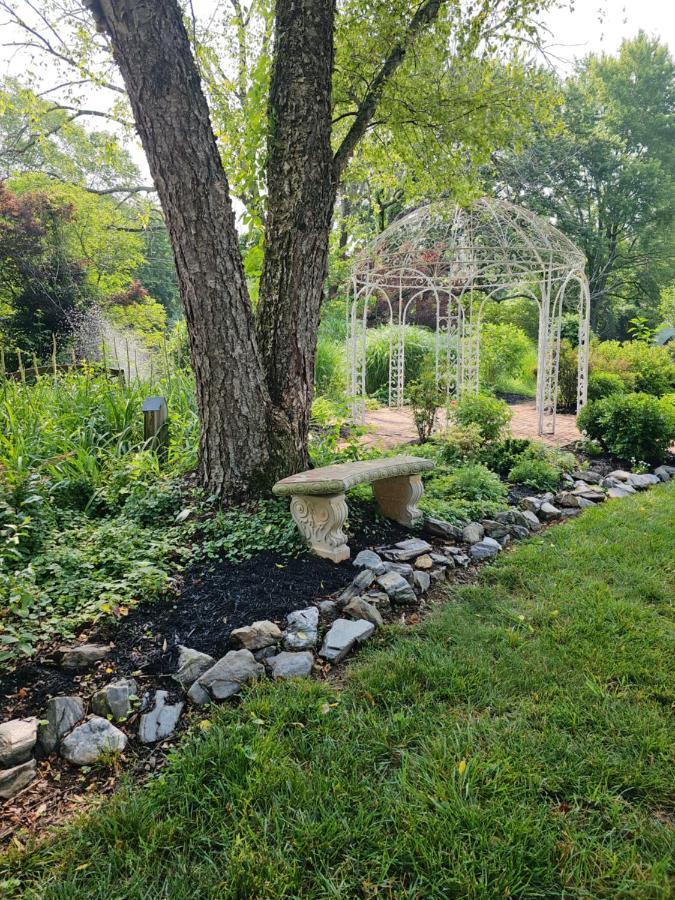 Madison Heights Winridge Manor Bed & Breakfast エクステリア 写真