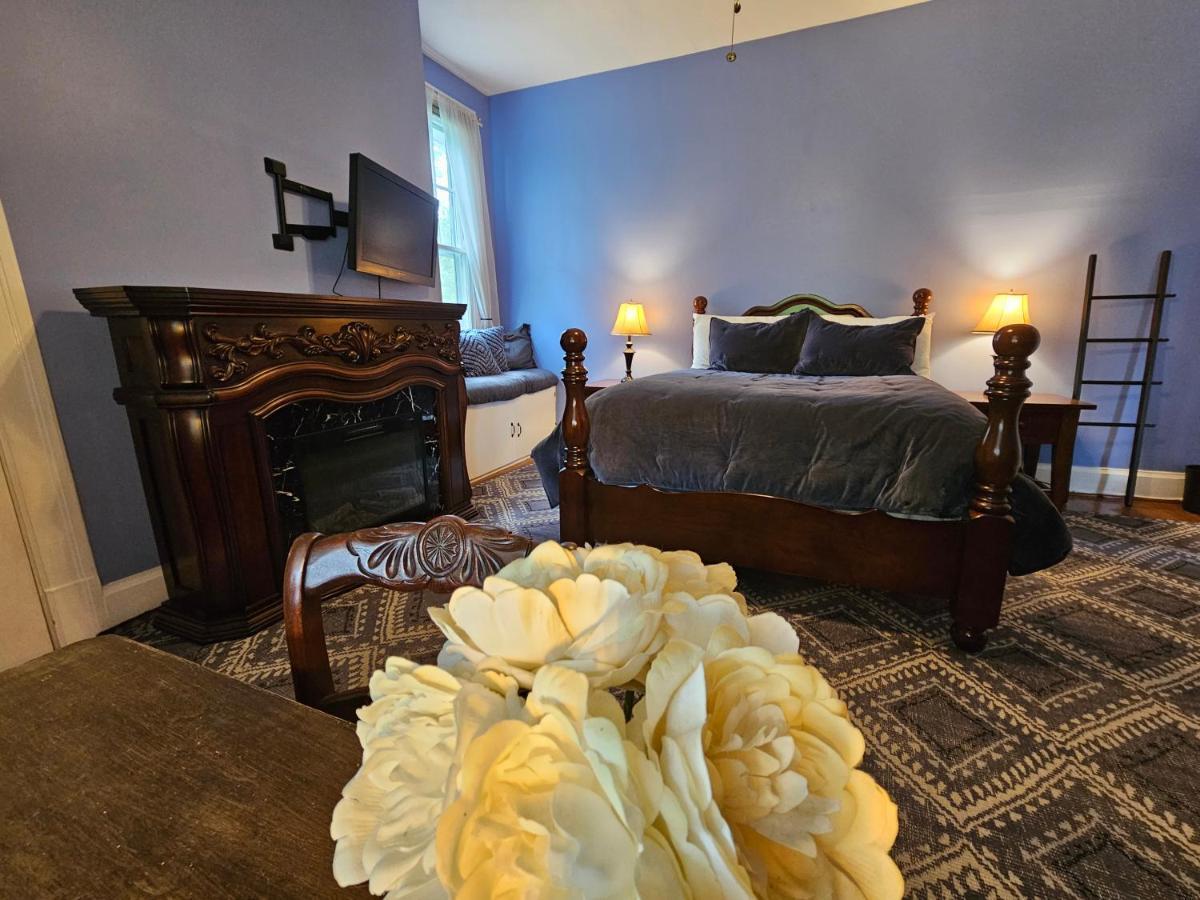 Madison Heights Winridge Manor Bed & Breakfast 部屋 写真