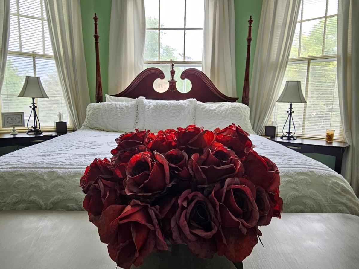 Madison Heights Winridge Manor Bed & Breakfast エクステリア 写真